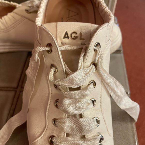 AGL leather sneakers in ivory - Picture 3 of 7
